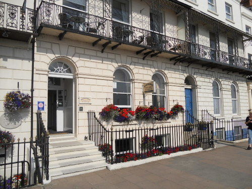 Gloucester House Уэймут